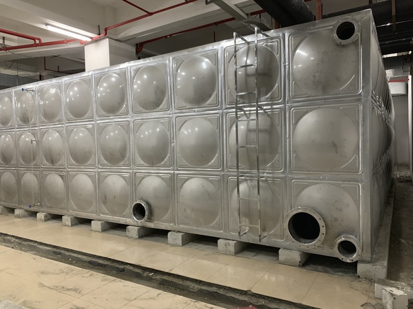 66吨不锈钢水箱江门恩平市工地完工|宏量水箱